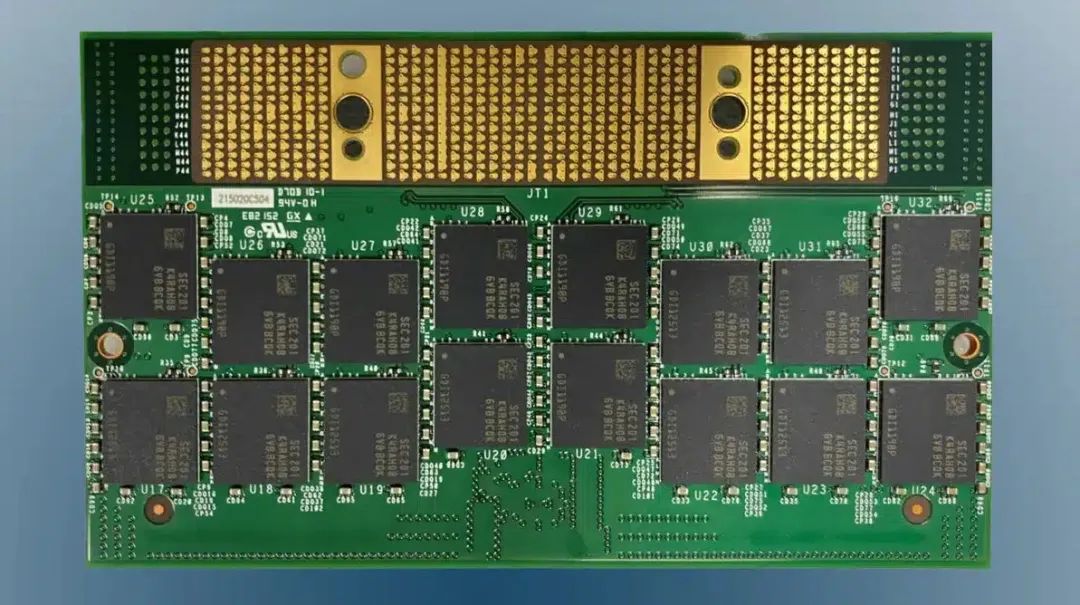 640-41 三星推出 LPCAMM:高达 128GB DDR5,适用于笔记本电脑