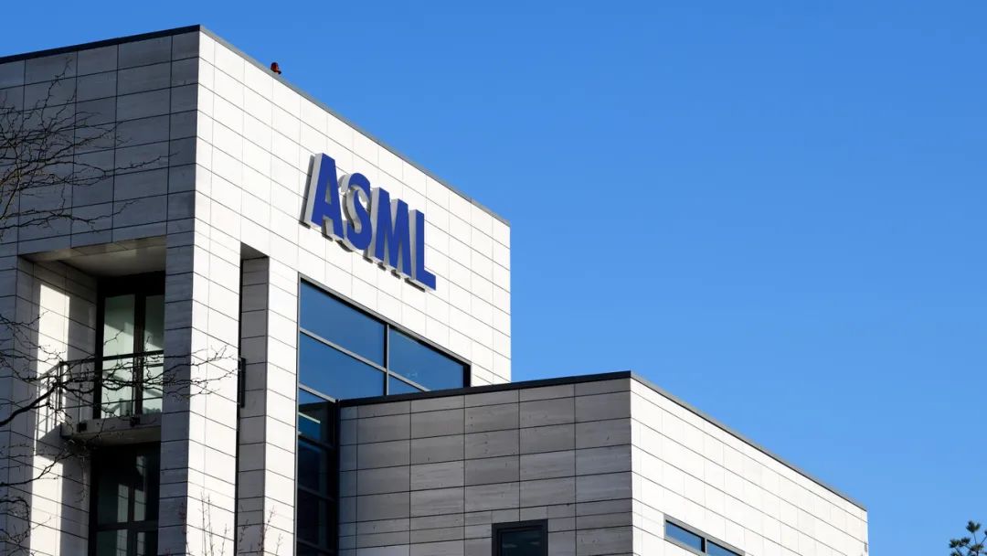 ASML ​部分向中国销售光刻系统的许可证被正式吊销